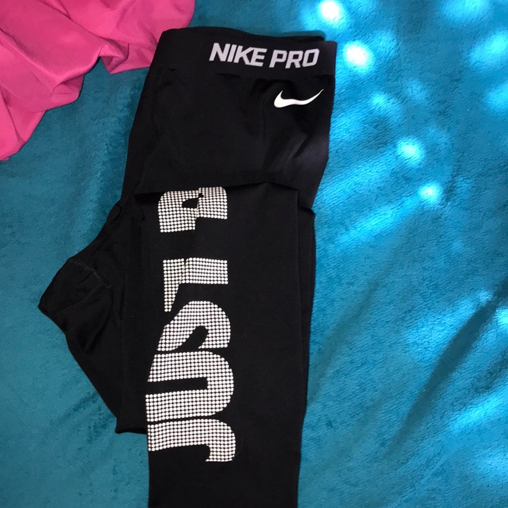 Nike leggings